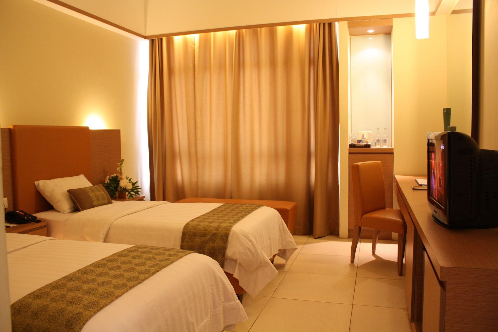 Grand Pasundan Convention Hotel Bandung Esterno foto