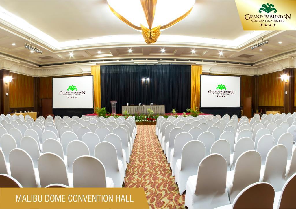 Grand Pasundan Convention Hotel Bandung Esterno foto