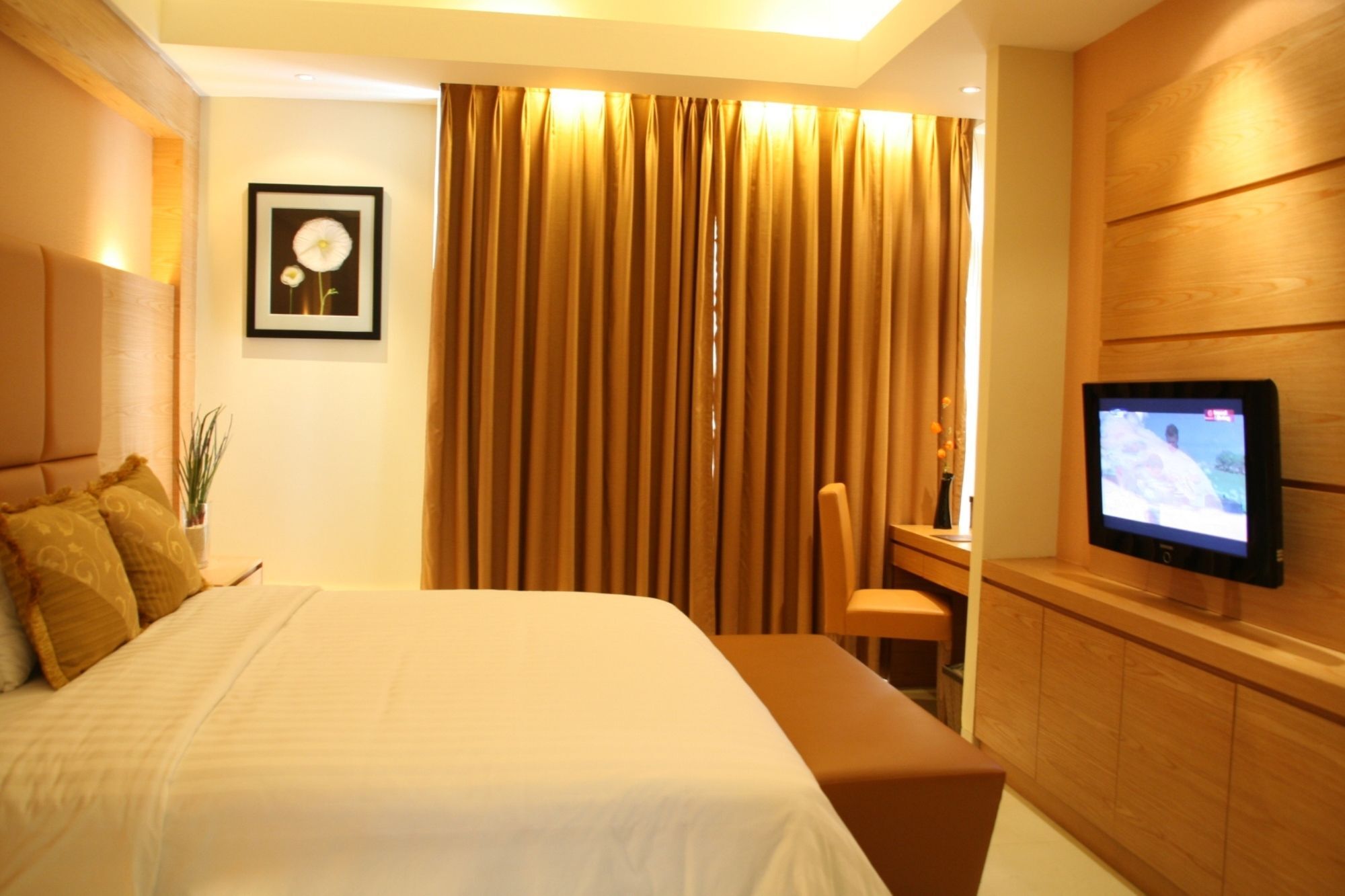 Grand Pasundan Convention Hotel Bandung Esterno foto