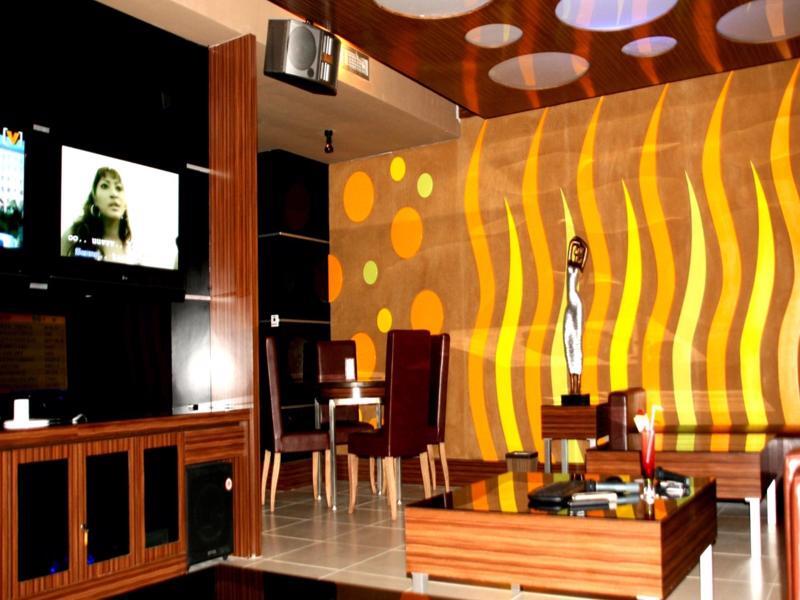Grand Pasundan Convention Hotel Bandung Esterno foto