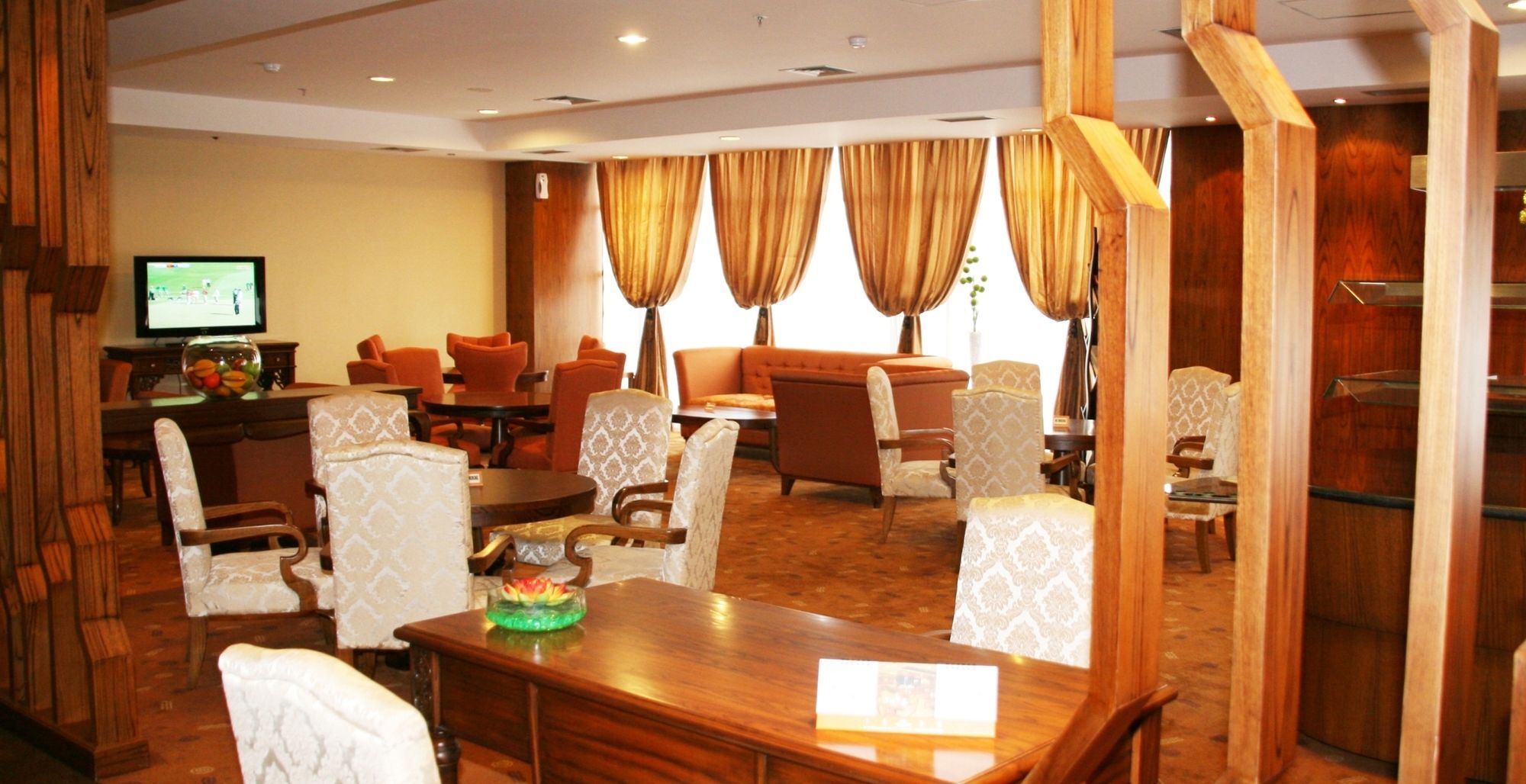 Grand Pasundan Convention Hotel Bandung Esterno foto