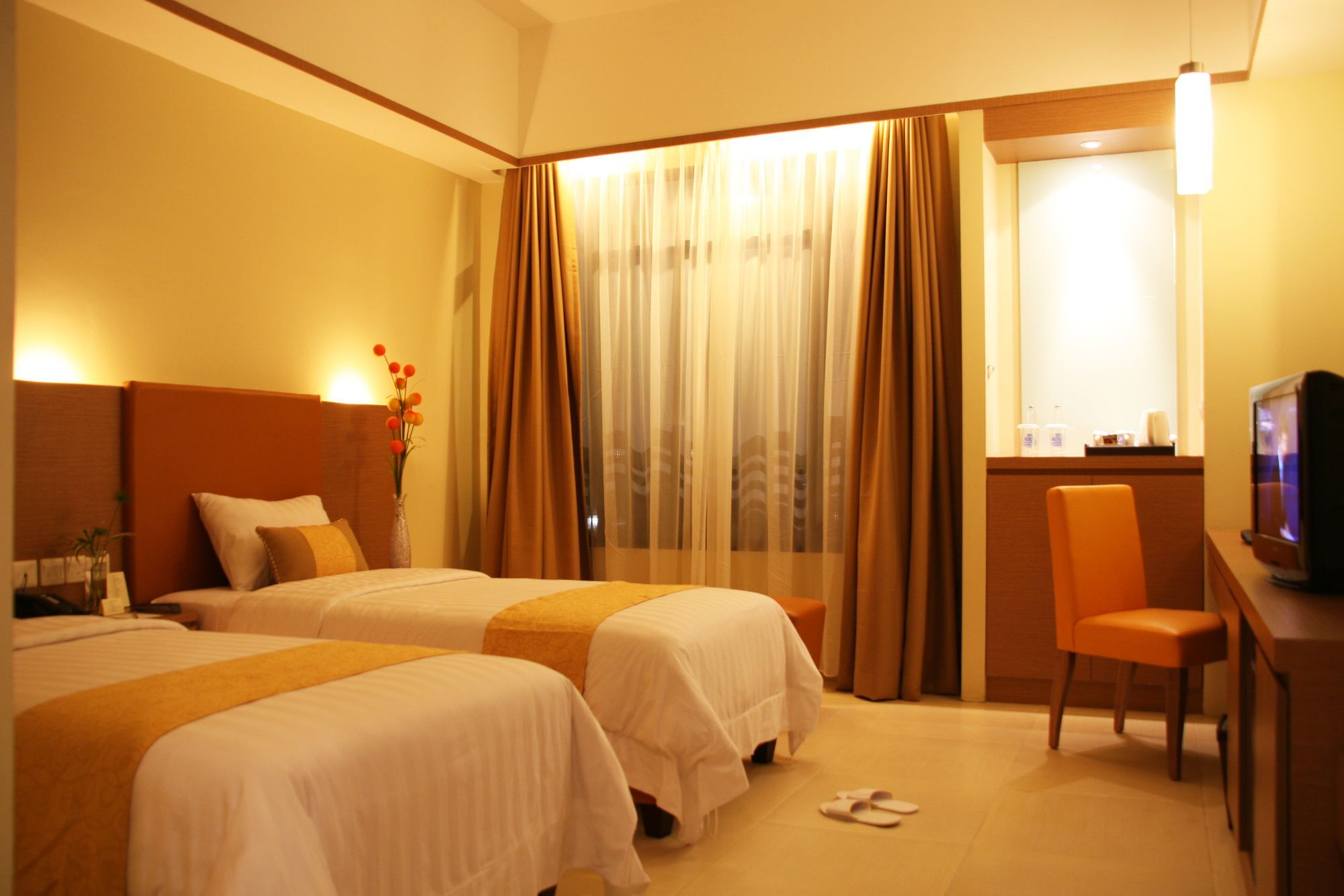 Grand Pasundan Convention Hotel Bandung Esterno foto