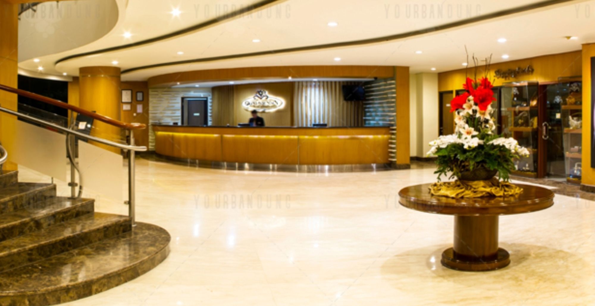 Grand Pasundan Convention Hotel Bandung Esterno foto